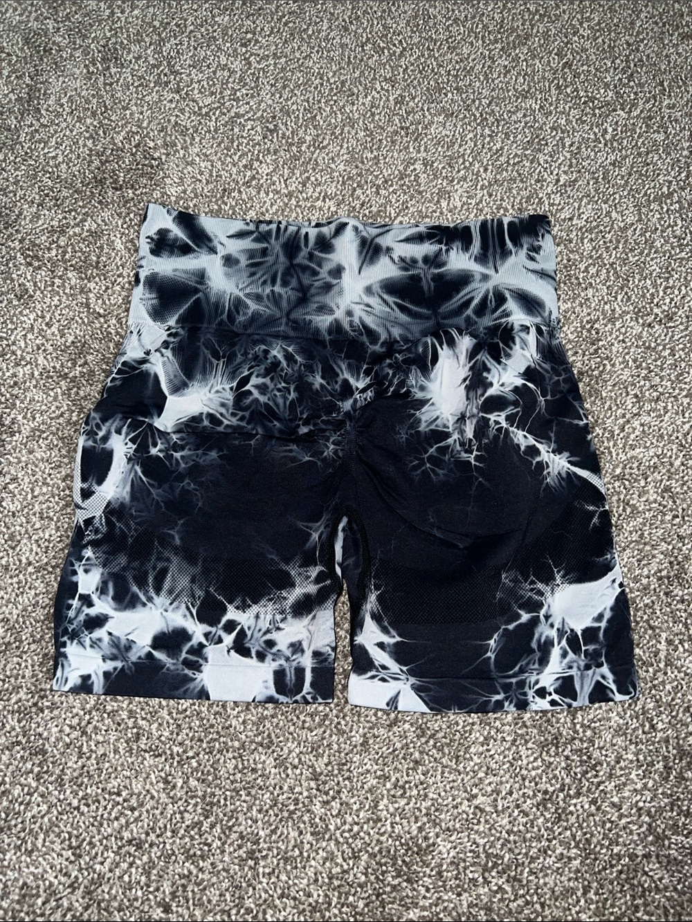 High-Waist Tie-Dye Seamless Athletic Shorts